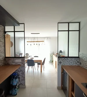 Cloison séparative intérieure