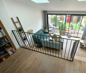 Garde corps barreaudé acier